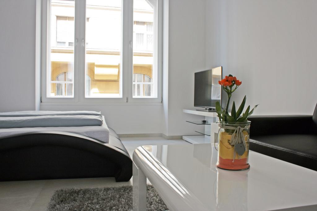 In The City Budapest Apartments エクステリア 写真