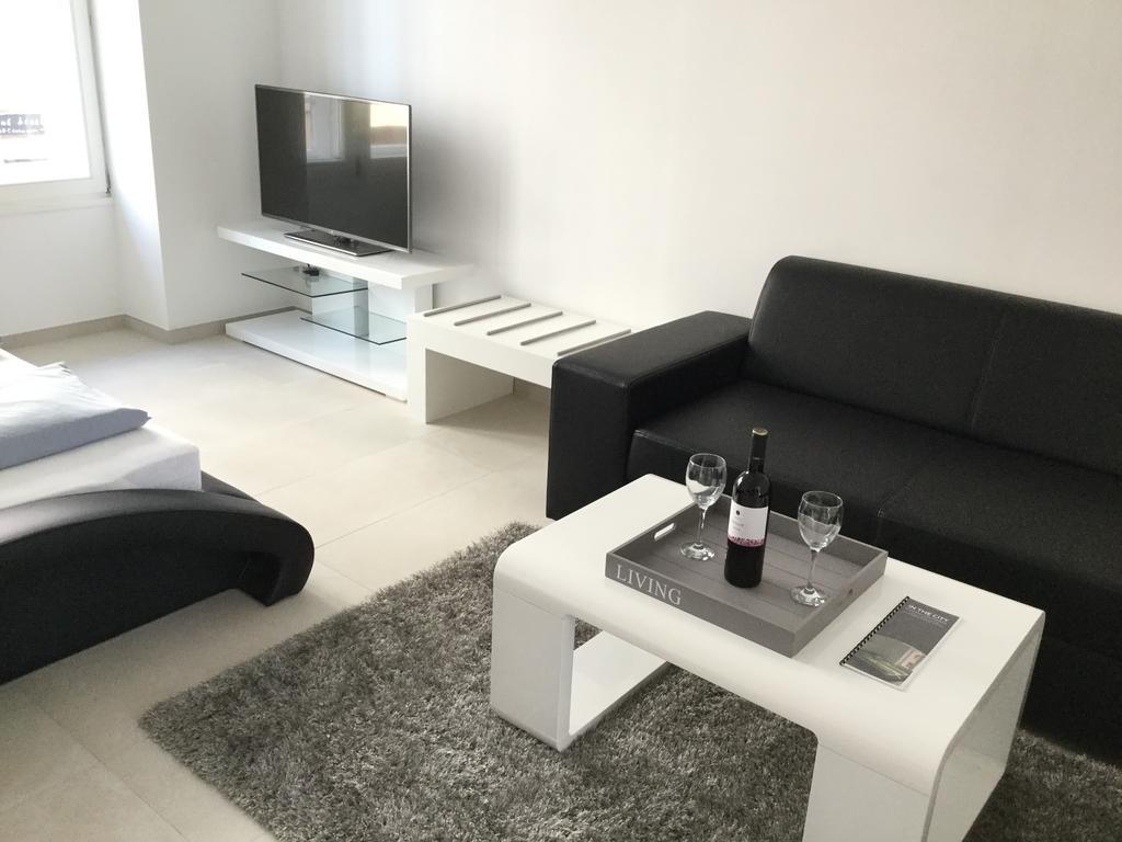 In The City Budapest Apartments エクステリア 写真